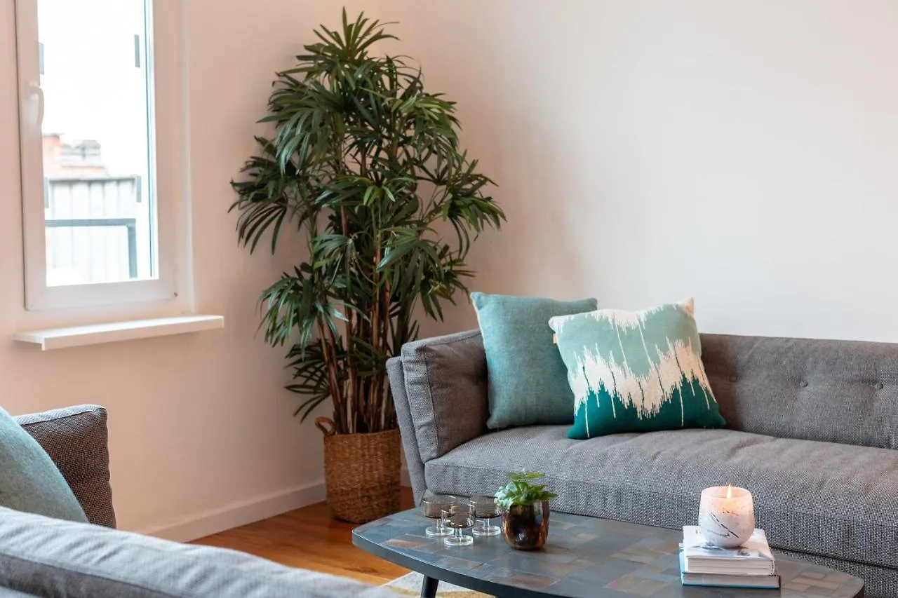Super Cozy 2 Bedroom Apt Near Antwerp Station Belgium