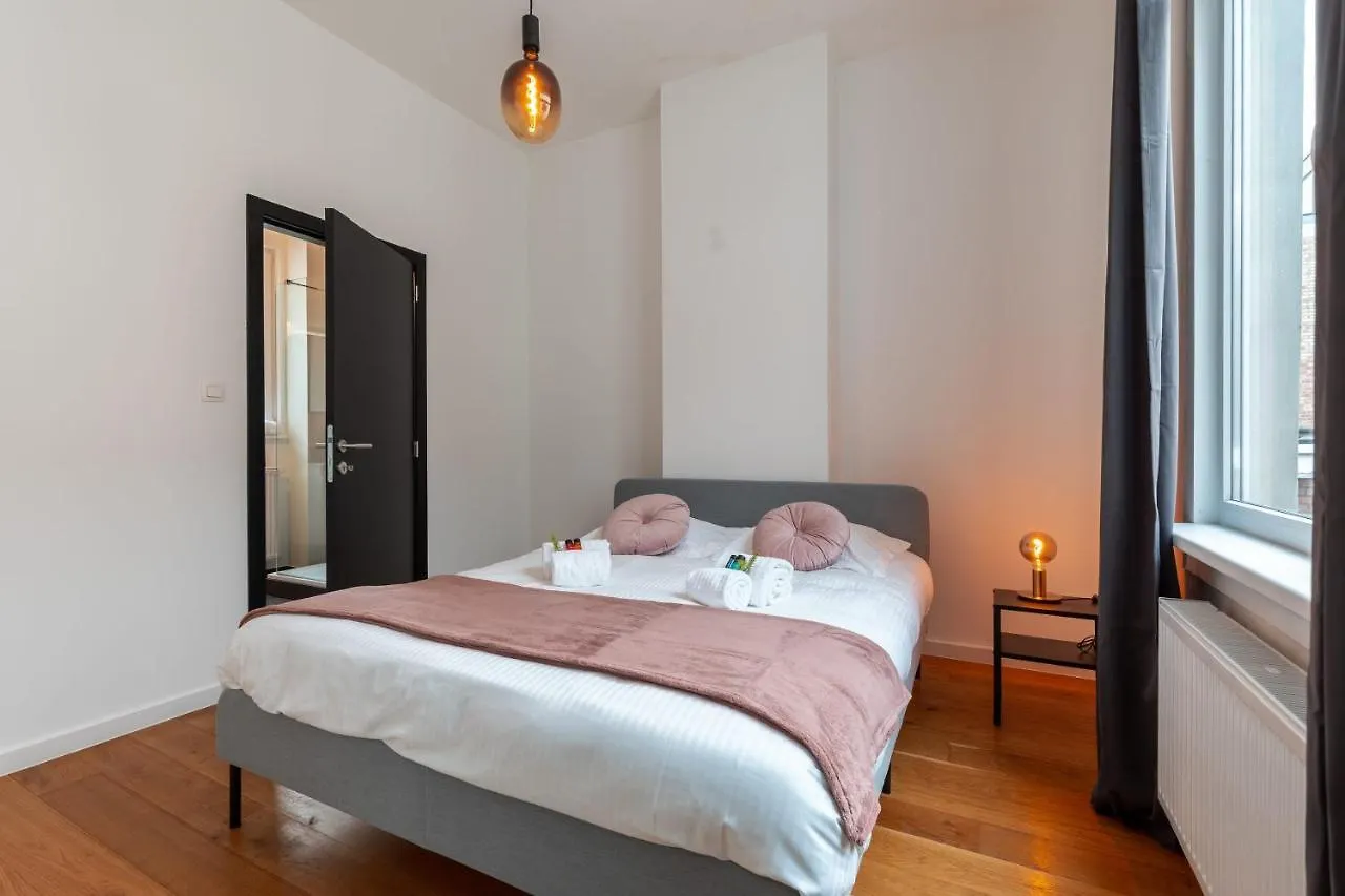 Apartment Super Cozy 2 Bedroom Apt Near Antwerp Station